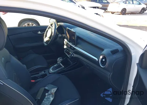 2022 Kia Forte Gt-Line из США, поврежденный, VIN 3KPF54AD0NE492113